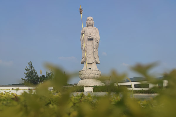 沈阳墓地出殡怎么选日子、怎么做仪式？