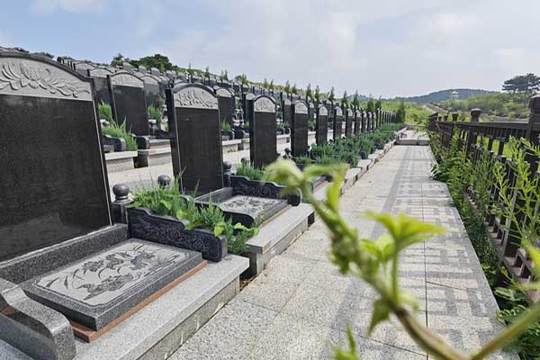 沈阳永乐青山墓园